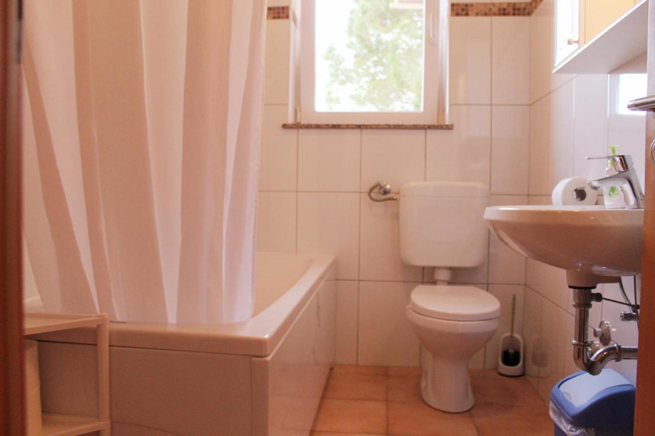 Apartmani Mladenka マリンスカ エクステリア 写真